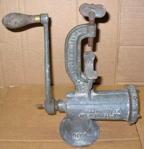 Vintage Heavy-Duty ENTERPRISE NO. 10 Cast Iron Meat Chopper
