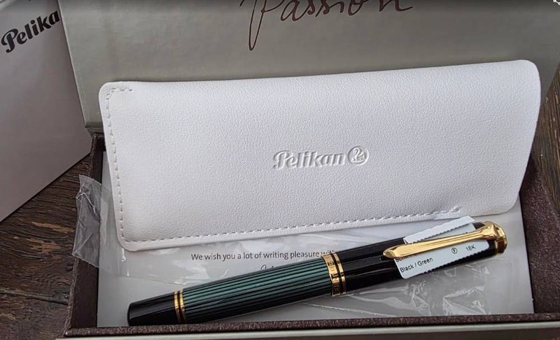 PELIKAN SOUVERAN M800 BLACK-GREEN FOUNTAIN PEN ++__