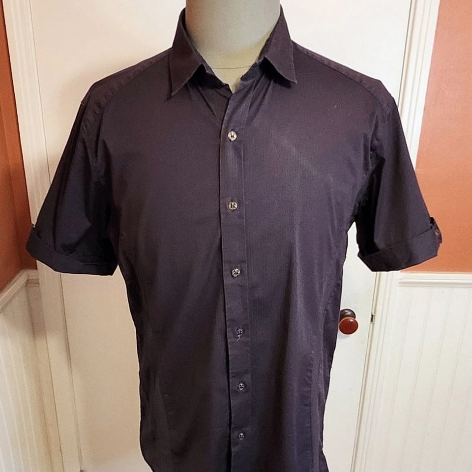 Camisa de vestir 7 diamantes texturizada con botones delanteros para hombre manga corta azul marino X-grande Foto 2 de 4