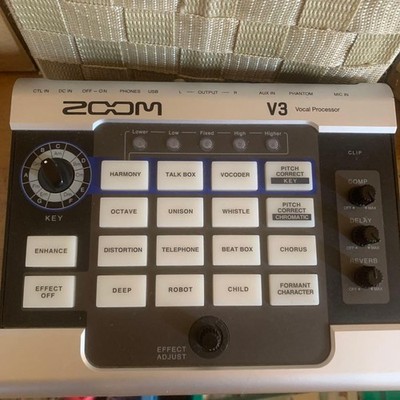 ZOOM V3 Vocal Processor Voice Effects Multieffekt Voice Changer Gebraucht
