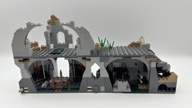 LEGO The Lord of the Rings: Attack on Weathertop (9472) - 100% Complete