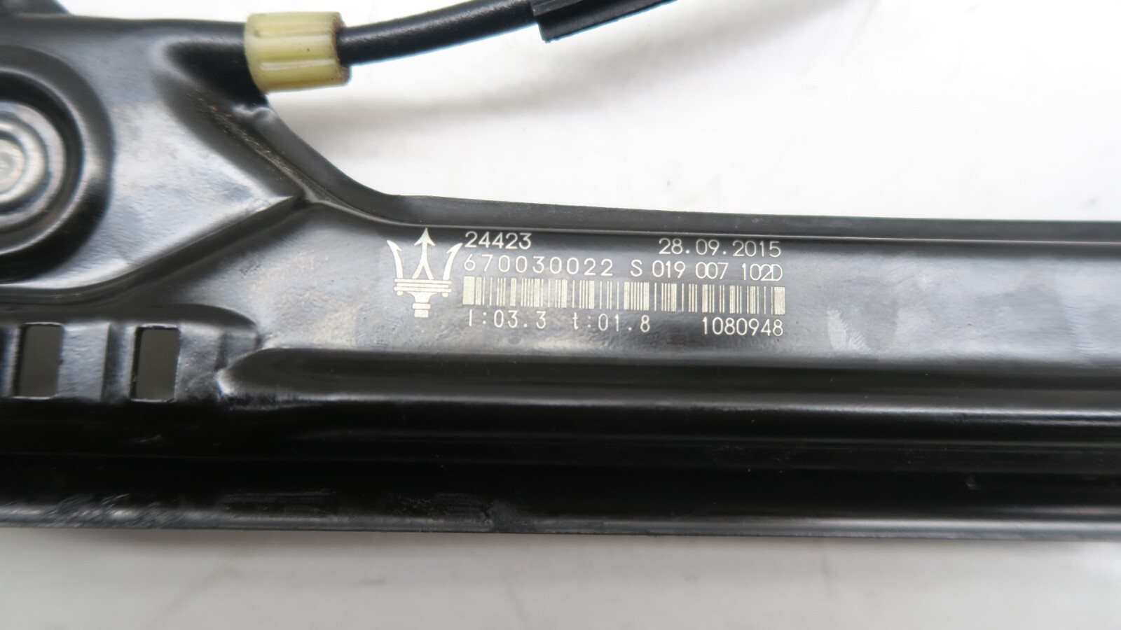 2014-2019 Maserati Ghibli OEM Right Rear Door Window Regulator 670030022