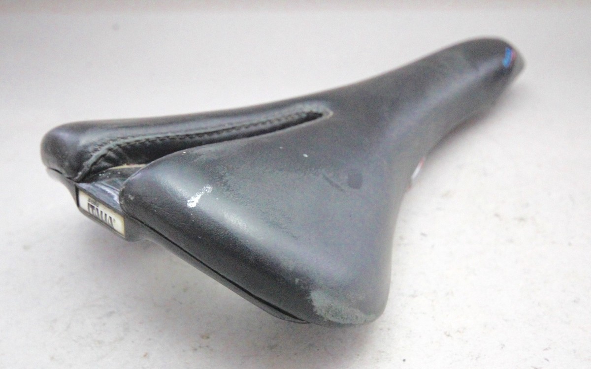 Selle De Vélo De Route Selle Italia Mythos Vanadium - Années 90 - 209g - Occasion