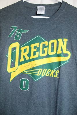 UNIVERSITY OF OREGON DUCKS LOGO MEN'S L TSHIRT NWOT DARK GRAY