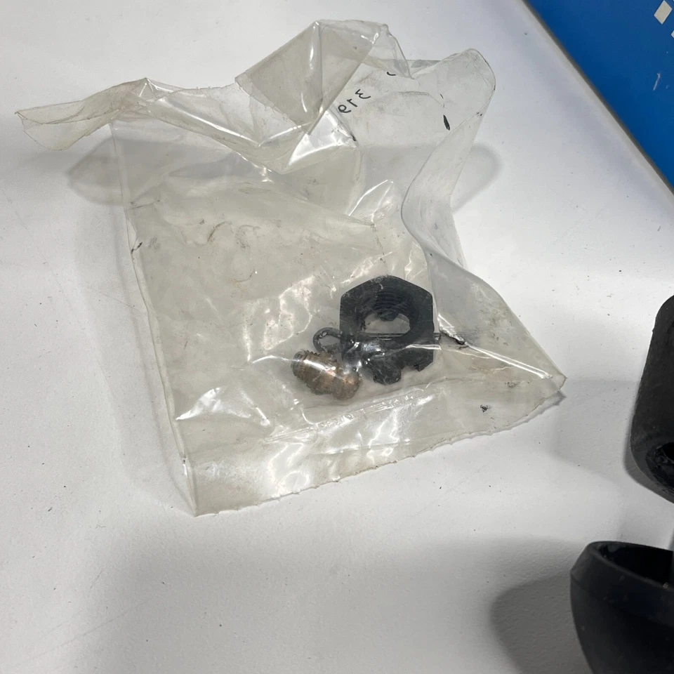 Extremo de varilla de dirección TRW ES319R Dodge Dart Coronet 1965-1969 Foto 3 de 4