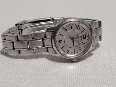 Tommy Hilfiger woman watch. Great condition. Tommy Hilfiger women main image 4