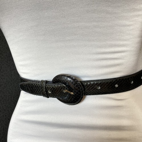 80s Vtg Genuine Snake Skin Womens Belt Sz M Navy Blue DAME Self Buckle Flawed - Picture 2 of 13
