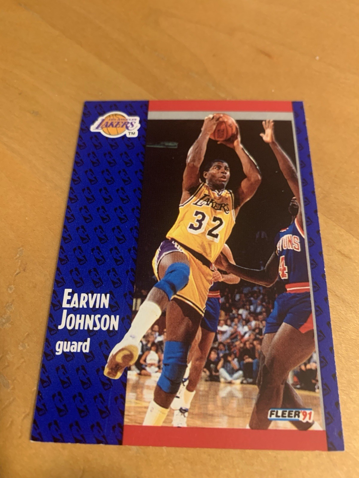 Magic Johnson 1991-92 Fleer Card #100 Los Angeles Lakers NBA HOF