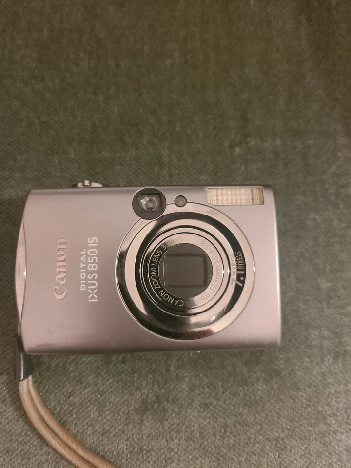 Canon IXUS 850 IS Digital Compact Camera + New Battery  Case Charger Tested - Image 2 of 3