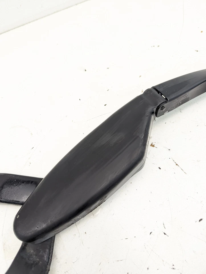 Комплект из пары передних левых и правых рычагов стеклоочистителя ветрового стекла 2006-2016 Mercedes-Benz E350 - Изображение 4 из 4