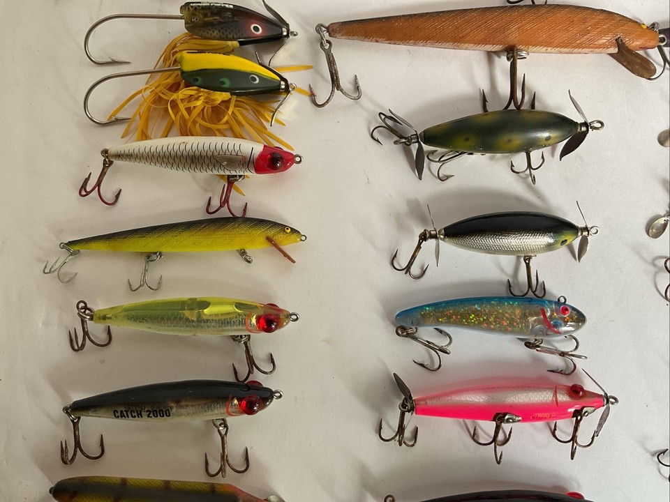 Lot De Leurres Mouche Plats Beno Années 30-80 - Heddon, Rapala, Bois Et Plastique