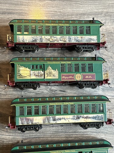 11 Hawthorne Village Thomas Kinkade Christmas Express Train Cars On30 Bachmann - Picture 3 of 15