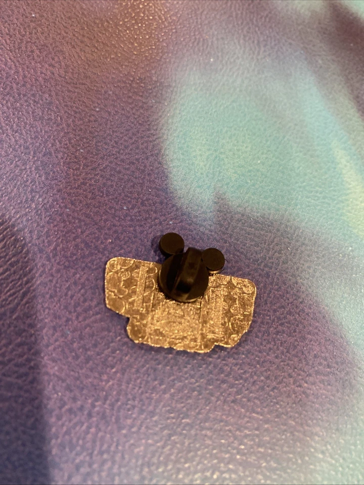 Prendedor comercial individual Goofy "A Goofy Movie" logotipo de título parque Disney WDW Foto 2 de 2