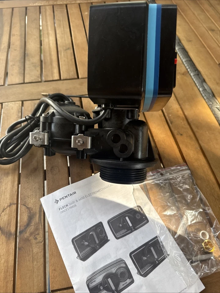 PENTAIR FLECK 5600 METERED WATER SOFTENER CONTROL VALVE - Image 4 of 4
