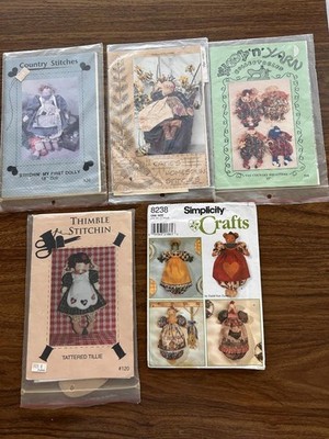 5 craft patterns raggedy dolls Simplicity 8238 Country stitch Tatter baby Annie