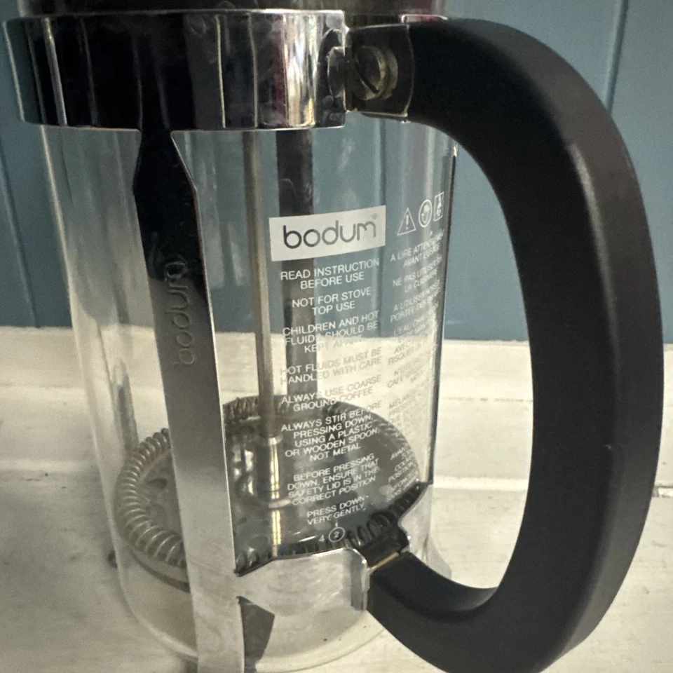 Bodum French Press Coffee Maker #157 Steel / Black 4 Cup 32 oz Made in Portugal - Image 4 of 4