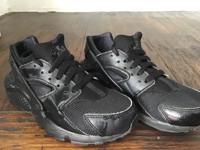 boys nike huarache black