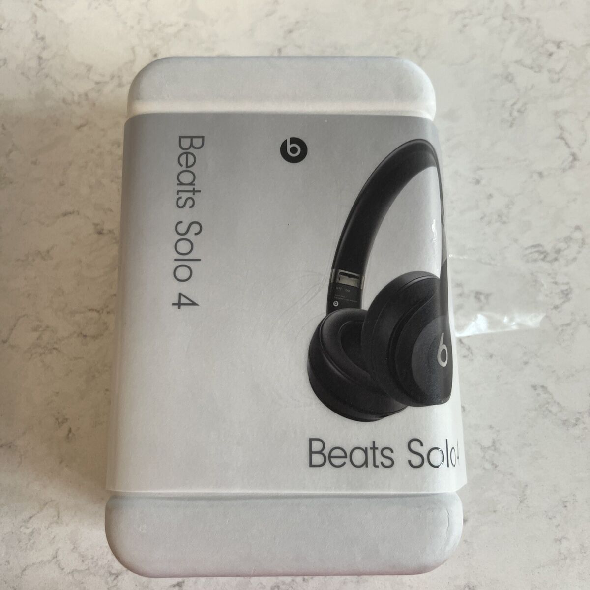 Beats Solo 4 True Wireless On-Ear Headphones - Matte Black Beats Solo 4 True Wireless On-Ear Headphones - Matte Black