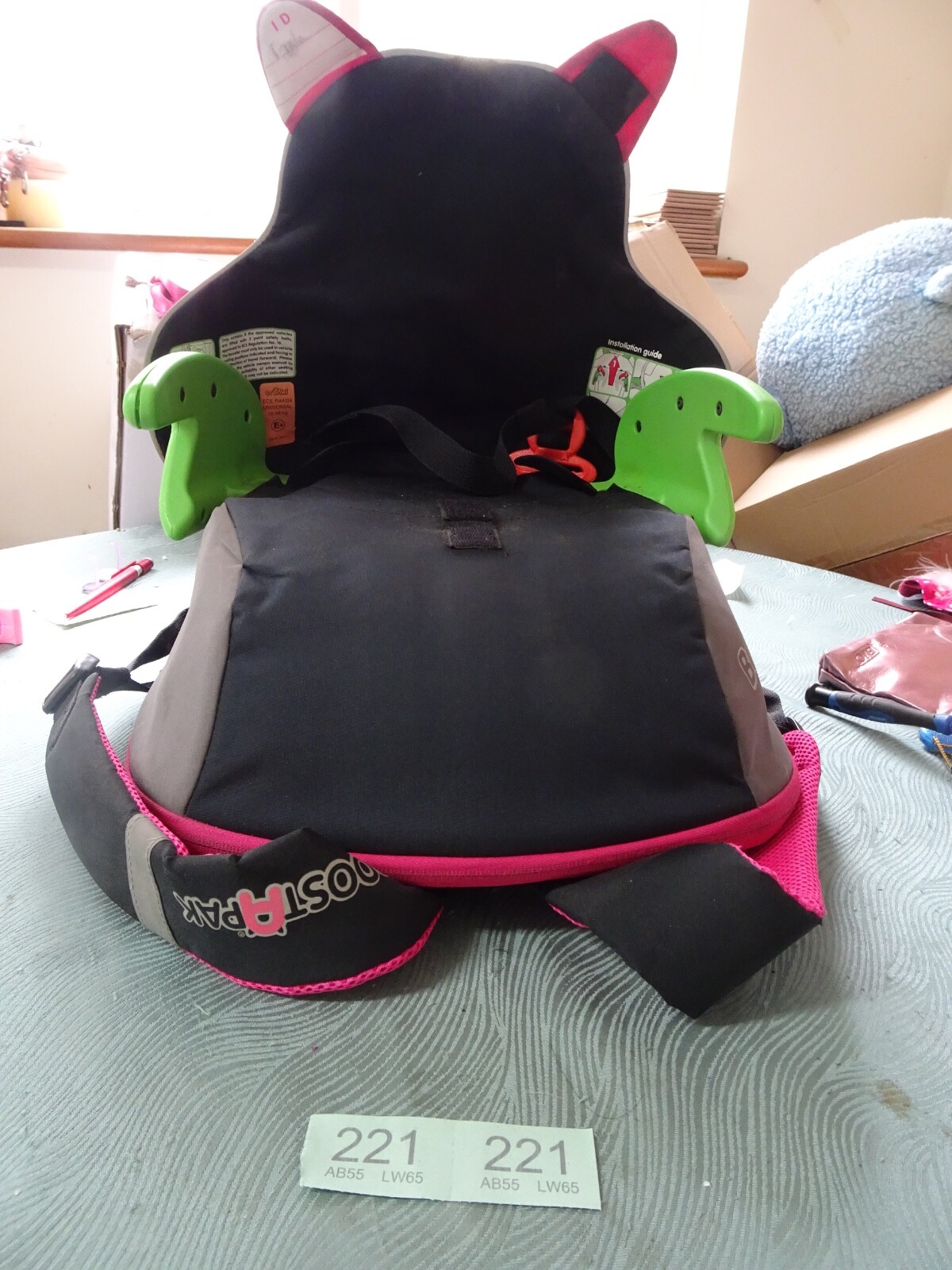 Picture 1 of 9