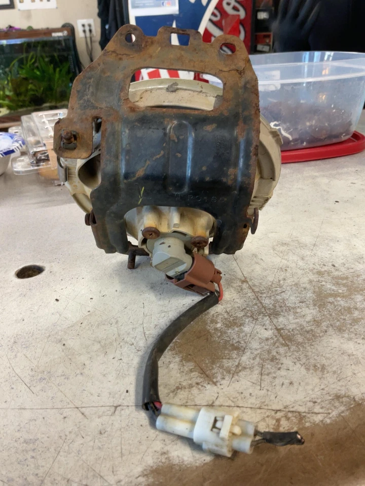 Lámpara antiniebla delantera SUBARU BAJA 03 04 05 06 LH Foto 4 de 4