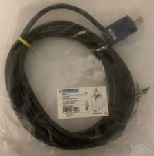 One Brand New Schneider XCMD2102L3 3m Limit Switch