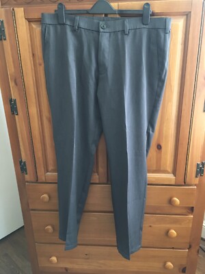 HAGGAR H26 Gray Preformance Dress Pants Mens 38x30