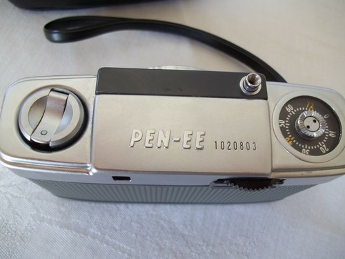 Vintage Olympus PEN-EE 35mm Film Camera With Case Not Tested - Picture 3 of 12
