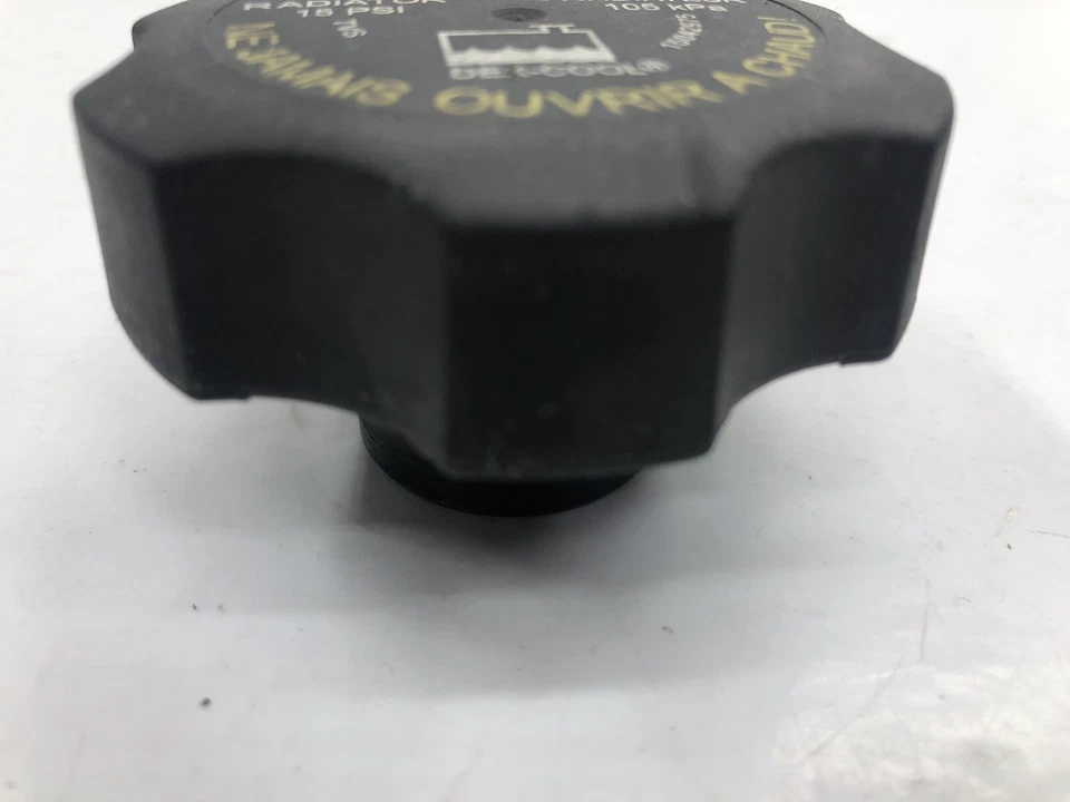 GMC Acadia GM Oil Fill Cap Black OEM 2007 Factory 1035 - Image 2 of 4