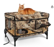  NEW  Large Heated Outdoor CAT HOUSE/STRUCTURE w/ Escape Door Large MSRP 152