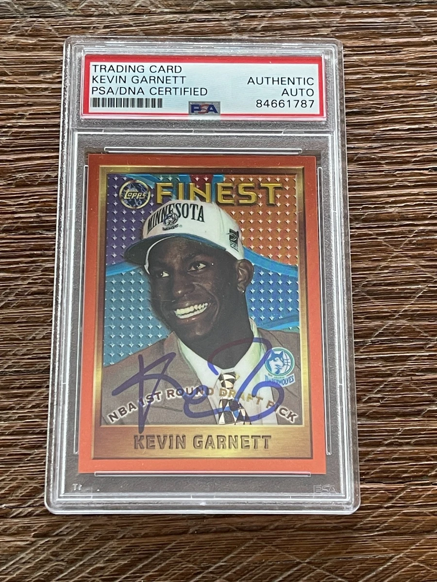 Kevin Garnett Basketball Autographed Sports Trading Cards