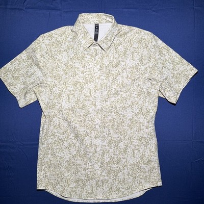 Lululemon Men's Airing Easy Button Up Shirt Floral Pattern Green Stretch Sz S