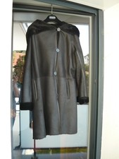 Yves Salomon : Peau retournée en agneau avec capuche - T42 - Comme neuve