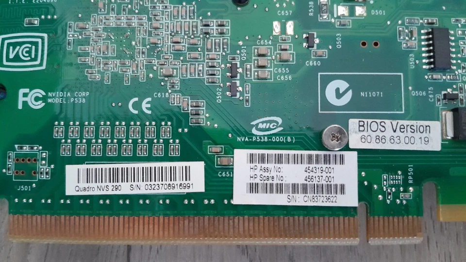 Carte graphique NVIDIA Quadro NVS 290 256 Mo + Adaptateur DMS-59 + 2 câbles VGA - Photo 3/3