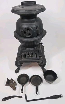 Grey Iron Casting Co. SPARK Miniature Potbelly Salesman Sample Stove Cast Iron