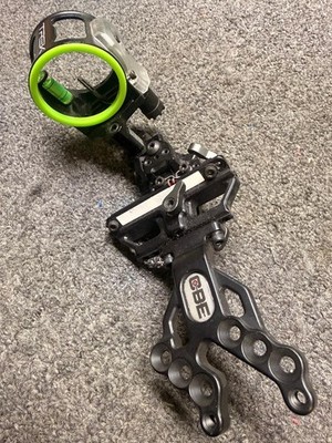 NICE  Display CBE TREK 1-Pin one pin Bow Sight Black mathews hoyt .010