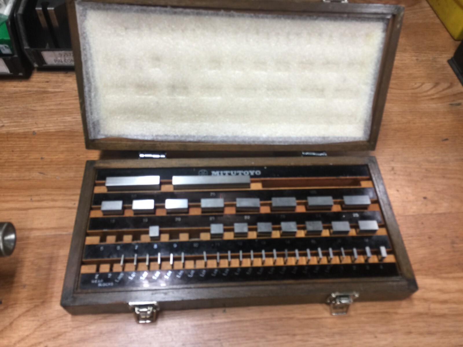 MITUTOYO METRIC GAGE BLOCK SET 1.0005 75MM eBay