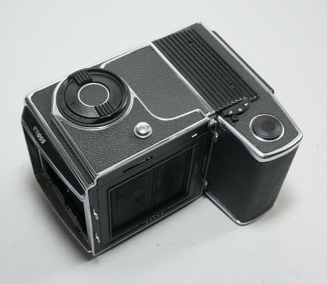 Hasselblad 555ELD 555 ELD Camera Body Only in Chrome Color