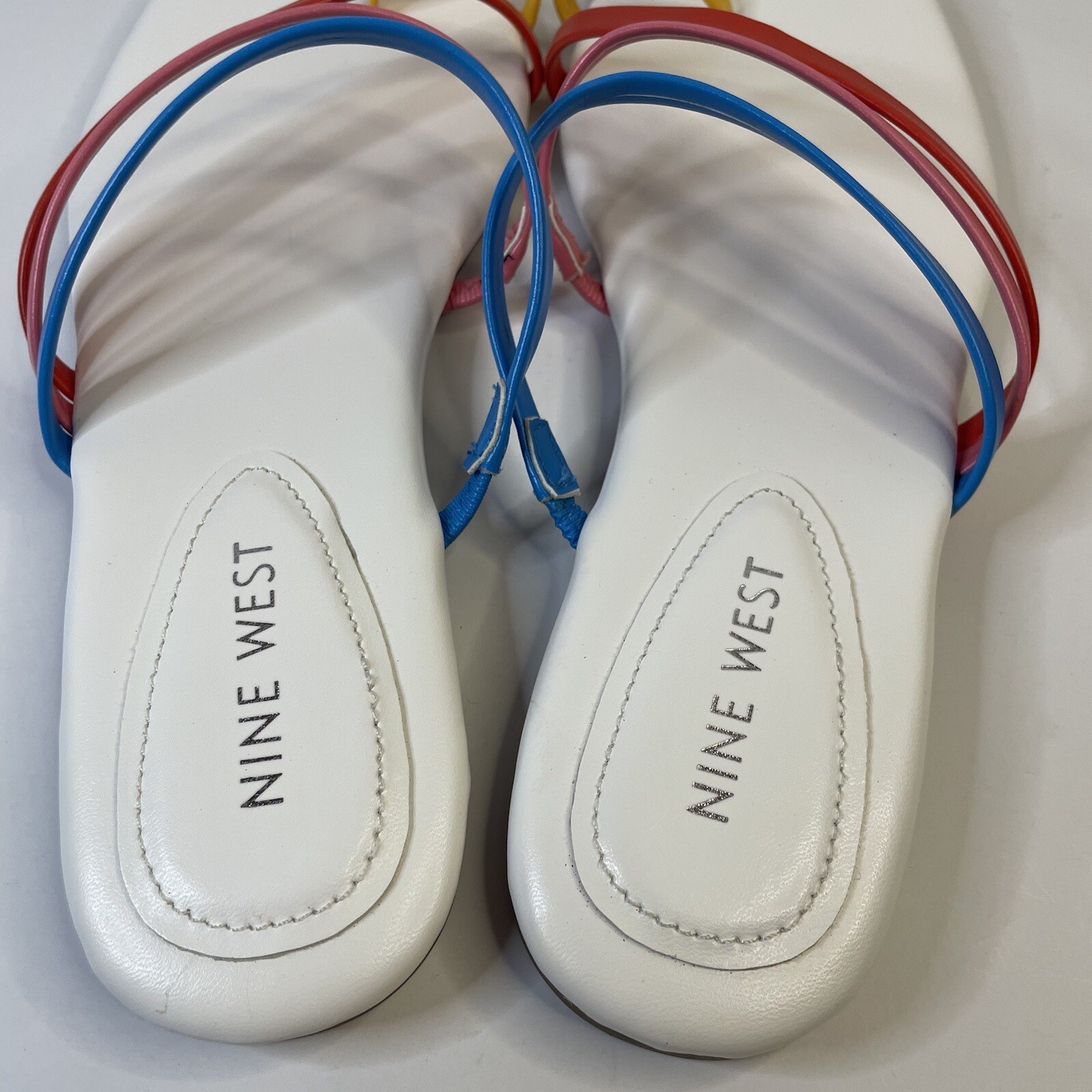 Nine West Women’s Strapped Slip On Flats Sandals Sz 8.5 White & Multi Color image 2