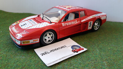 Burago Ferrari Testarossa (1984) échelle 1/18 - FR