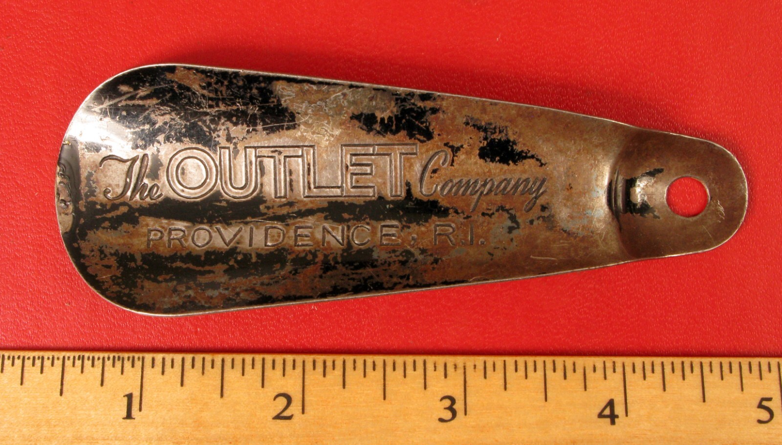 ANTIQUE SHOE SALESMANS SHOE HORN ADVERTISING THE OUTLET COMPANY PROVIDENCE RI !! eBay