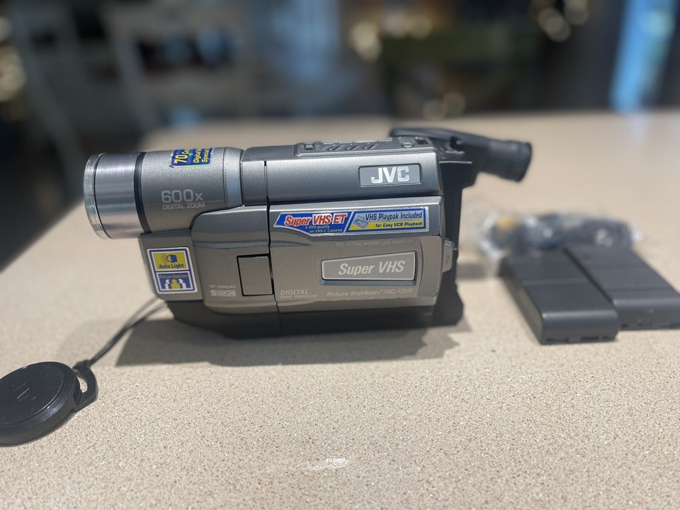JVC Compact VHS Camcorder GR-SXM245U Super VHS ET 600X | eBay
