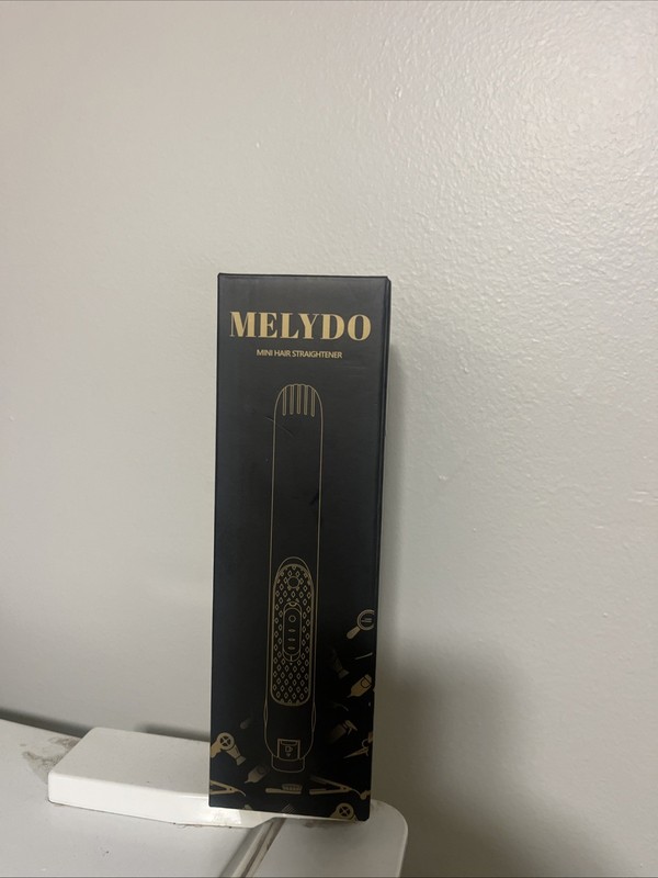 MELYDO Mini Flat Iron, Ceramic Tourmaline Small Hair Straightener Mini, Black