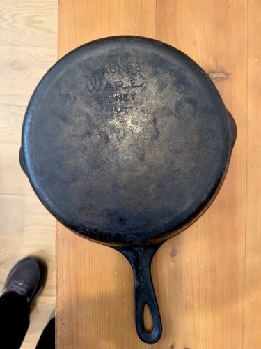 Vintage Wagner Ware Sidney O 1058 Cast Iron Skillet