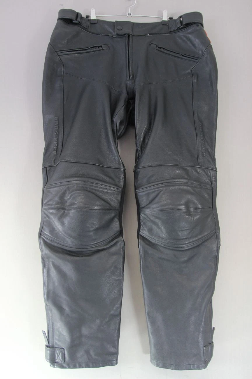 HEIN GERICKE BLACK LEATHER BIKER TROUSERS WITH CE ARMOUR: WAIST 40 IN/LEG 35 IN