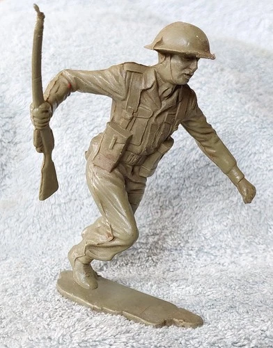 Vintage 1960s Marx WW2 British soldier 6" Jumbo toy soldier