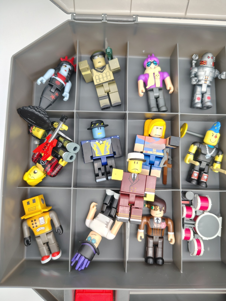 ROBLOX Collector's Tool Box Storage Carry Case w/18 Action Figures