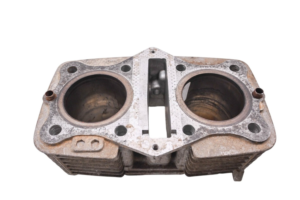 The first 40 years W 新品　カバー付き 81 Kawasaki Kz440 KZ 440 OEM Cylinder Jug for sale online | eBay