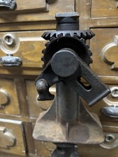 Vintage No 18 Auto Screw Jack Good Usable Condition Or Restore House Truck Vintage No 18 Auto Screw Jack Good Usable Condition Or Restore House Truck