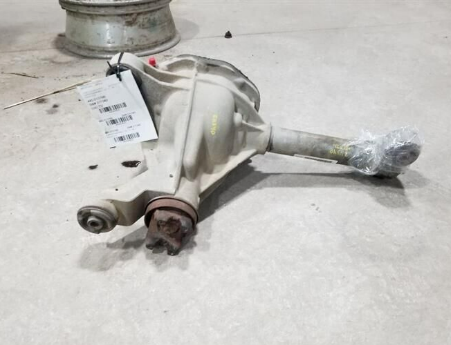 ブリリアントウエーブ 2003-2005 Lincoln Aviator Front Axle Differential Carrier 3.73