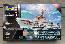 REVELL 1/72 SAR VESSEL HERMANN MARWEDE MODEL W/ WOODEN DECK & P/E PARTS 05198 FS